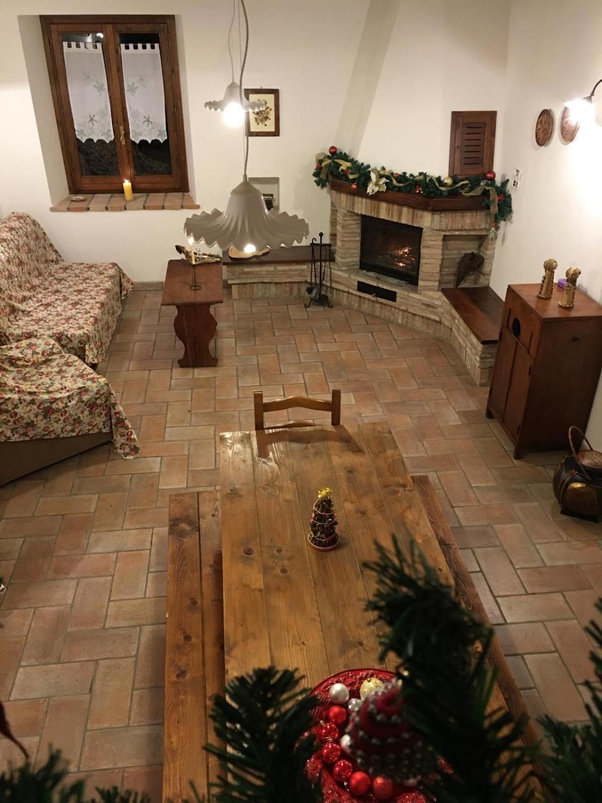 Agriturismo Casa Del Nonno Valfabbrica Экстерьер фото
